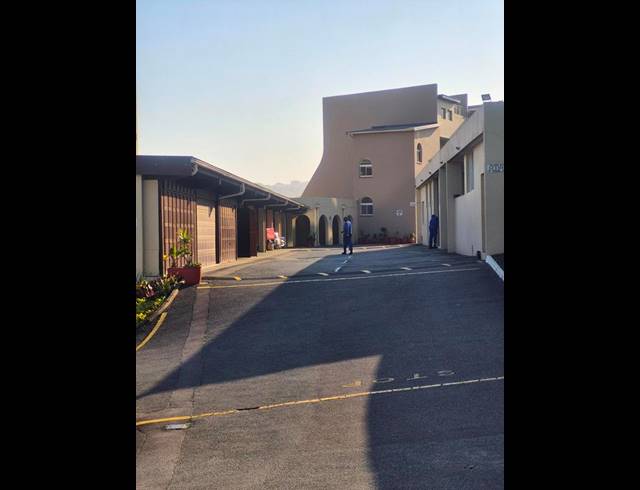 2 BEDROOM APARTMENT FOR SALE IN DURBAN NORTH